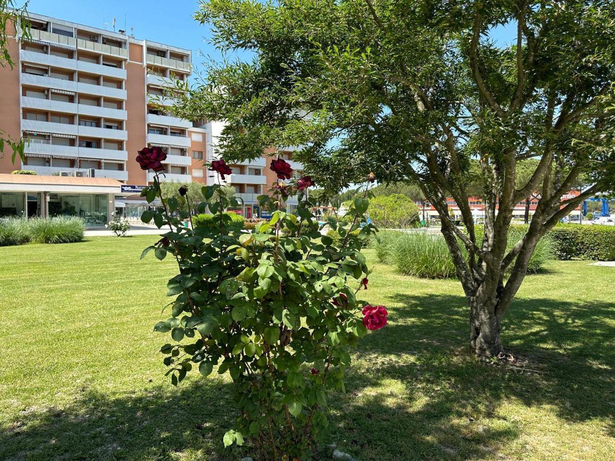 Marina Bay View Apartment Bevazzana Exterior photo